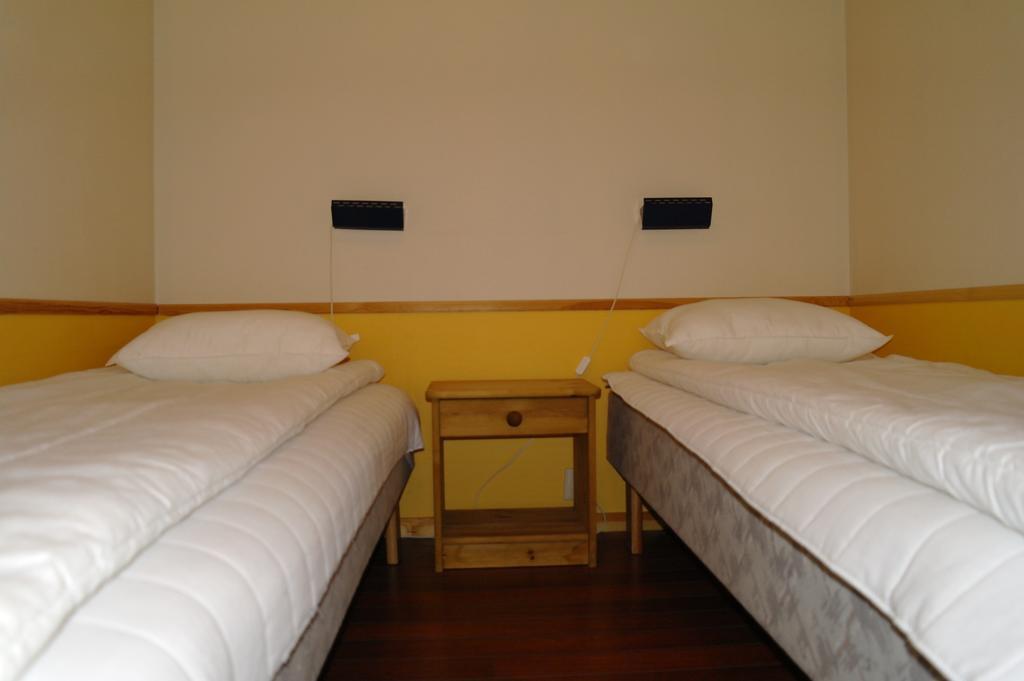 Aparthotel Tysnes Sjo Og Fritid à Uggdal Chambre photo